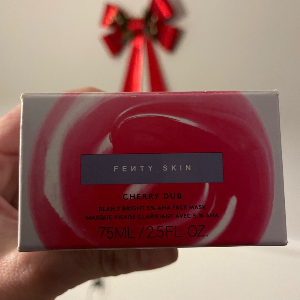 Fenty Beauty Cherry Dub Face Mask - Red